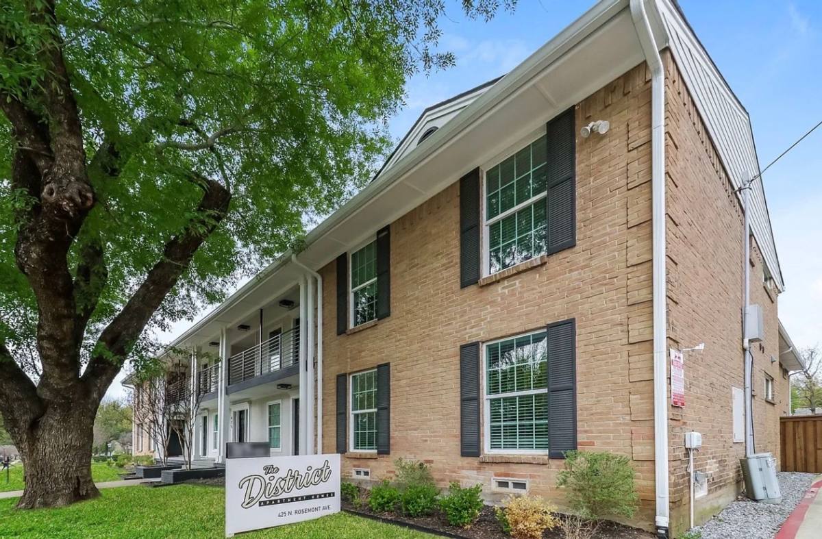 Apartment for rent at 425 N Rosemont Ave, Dallas, TX 75208