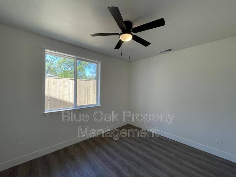Apartment for rent at 266 E 6th Ave #1, Chico, CA 95926