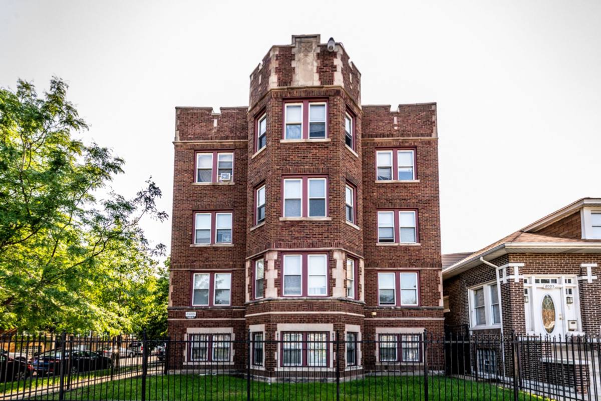 Apartment for rent at 1415-25 W 80th, Chicago, IL 60620