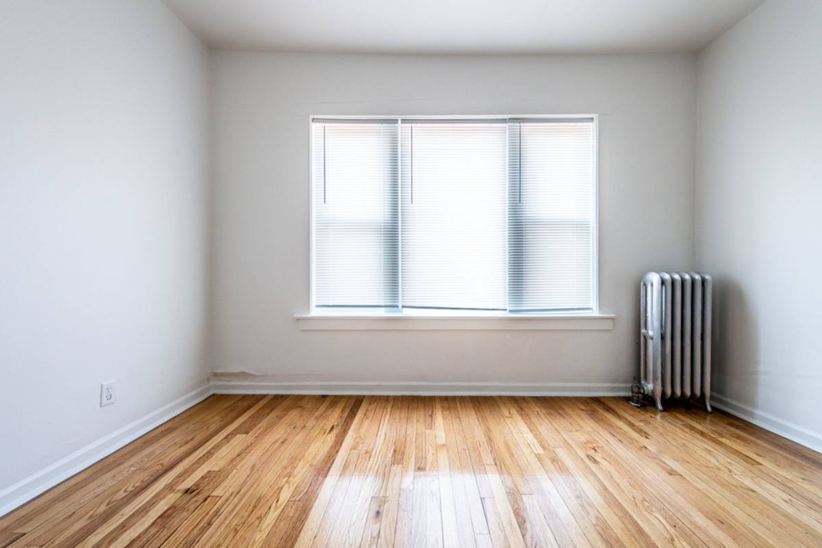 Apartment for rent at 1415-25 W 80th, Chicago, IL 60620