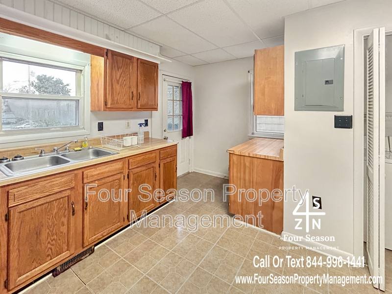 House for rent at 338 S Locust St, Hagerstown, MD 21740