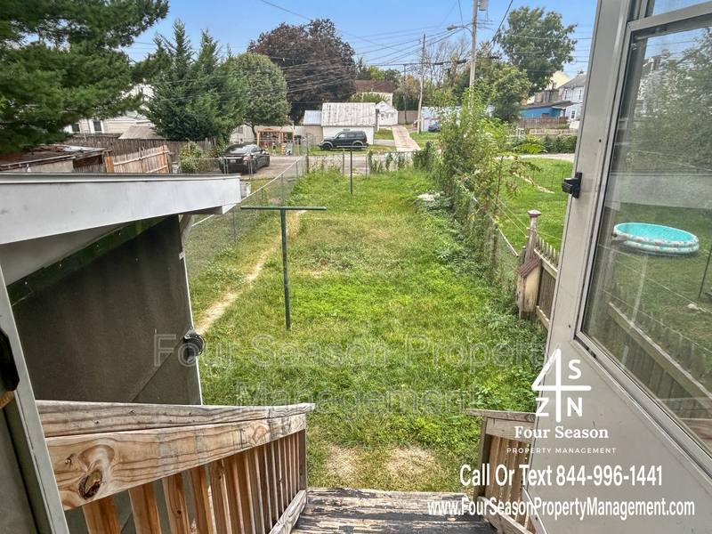 House for rent at 338 S Locust St, Hagerstown, MD 21740