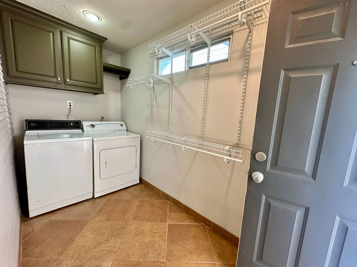 House for rent at 405 James St, Houston, TX 77009