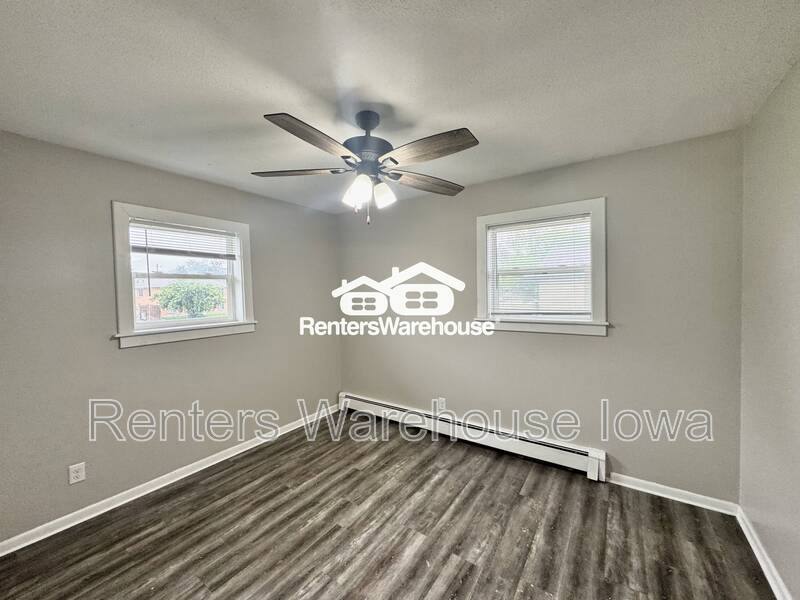 Apartment for rent at 114 NW College Ave #8, Ankeny, IA 50023