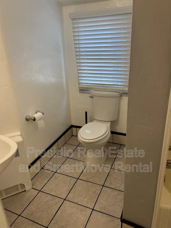 Apartment for rent at 259 E 4800 S #5, Salt Lake City, UT 84107