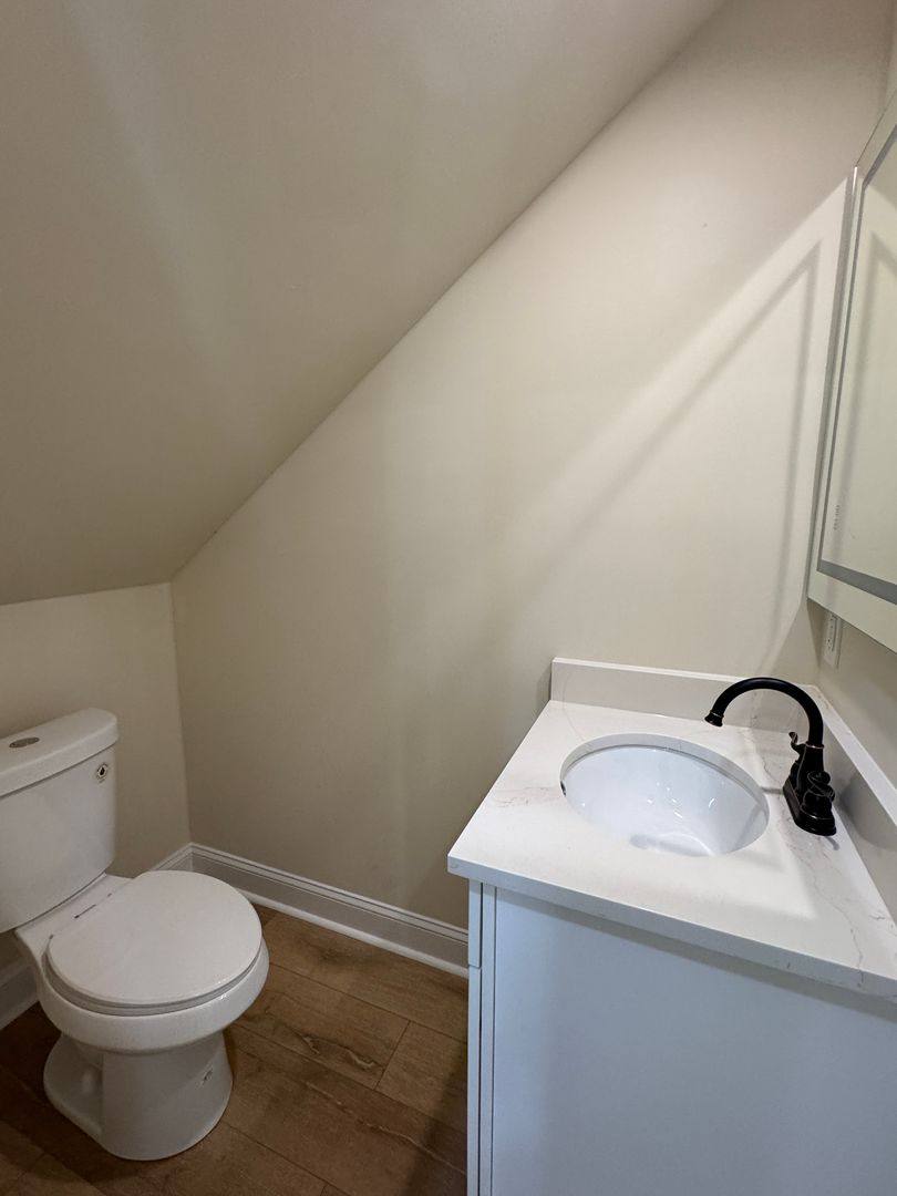 House for rent at 1909 Hermosa St, Nashville, TN 37208