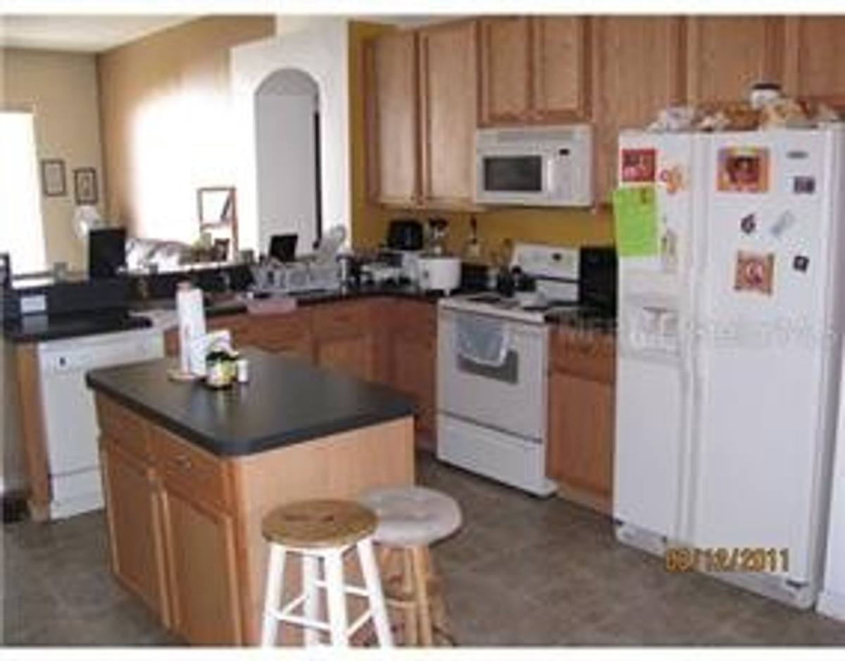 House for rent at 136 Grantham Dr, Davenport, FL 33897