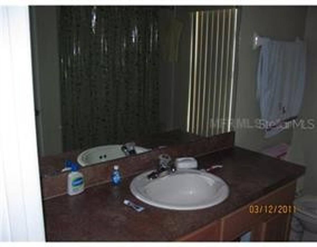 House for rent at 136 Grantham Dr, Davenport, FL 33897