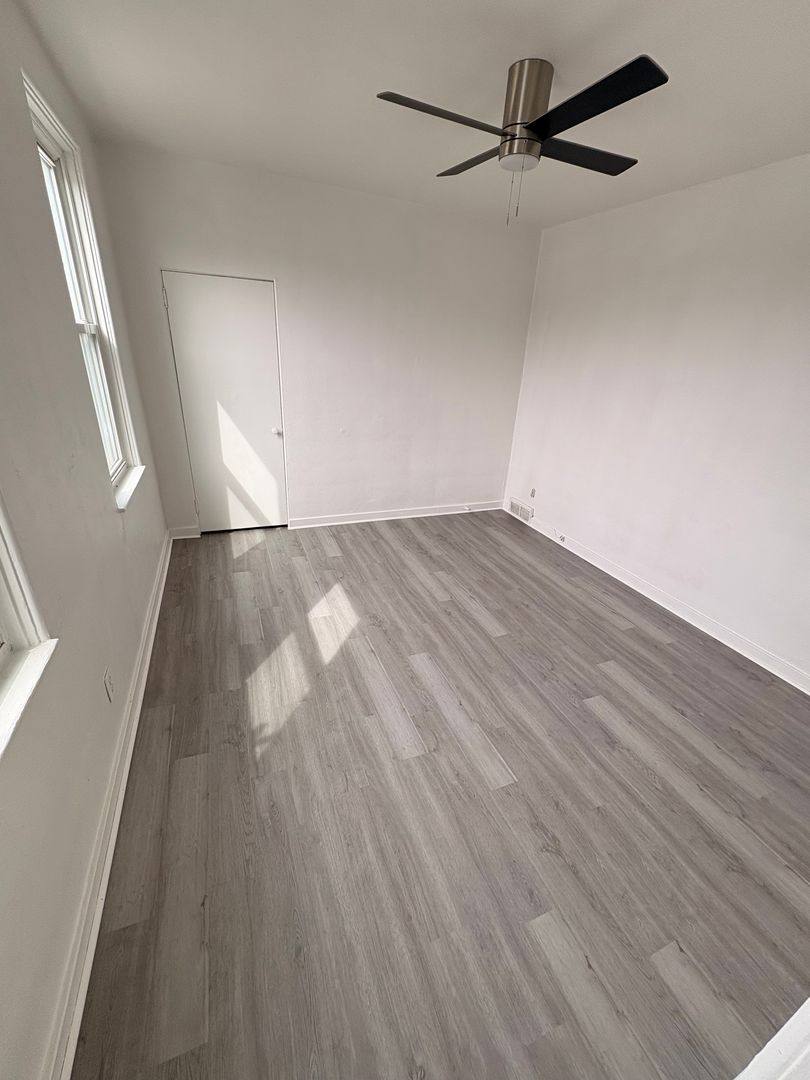 Apartment for rent at 215 Woodkirk St, Carnegie, PA 15106