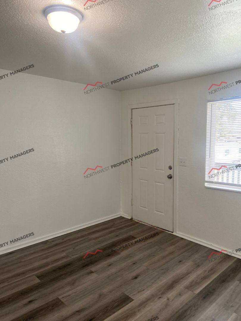Apartment for rent at 8814 Wadsworth St SW, Lakewood, WA 98498
