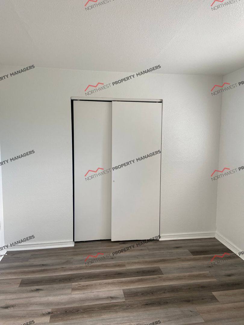 Apartment for rent at 8814 Wadsworth St SW, Lakewood, WA 98498
