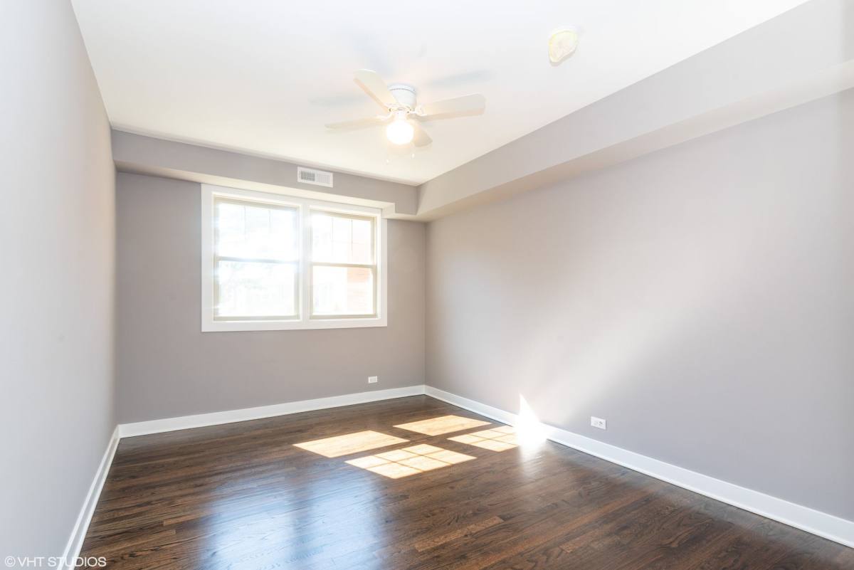 Apartment for rent at 6515 N Seeley Ave, Chicago, IL 60645