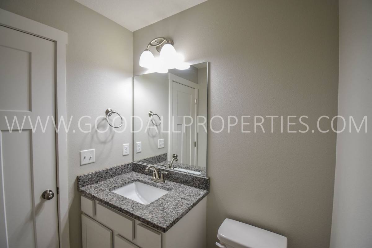 Townhouse for rent at 2726 NW Kate Shelley Lane, Ankeny, IA 50023