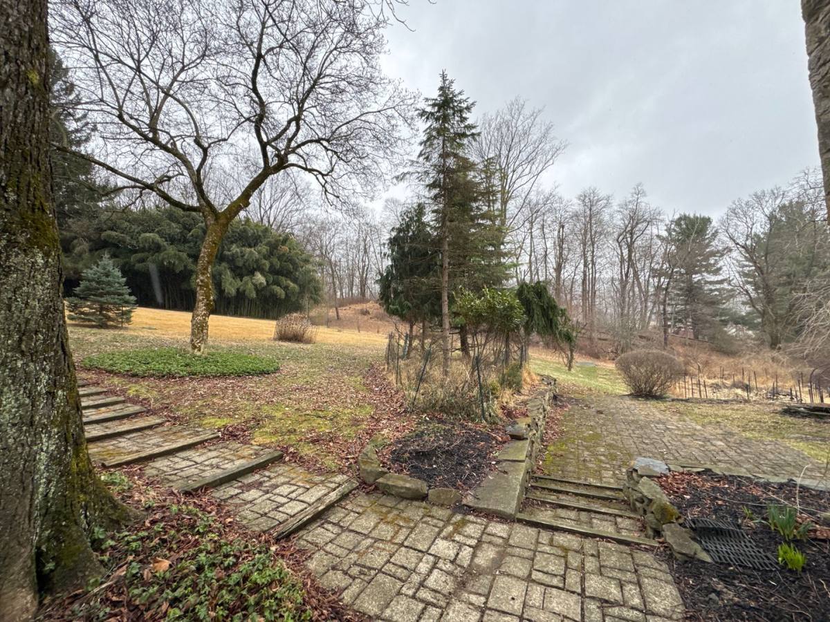 House for rent at 3686 Lower Saucon Rd, Hellertown, PA 18055
