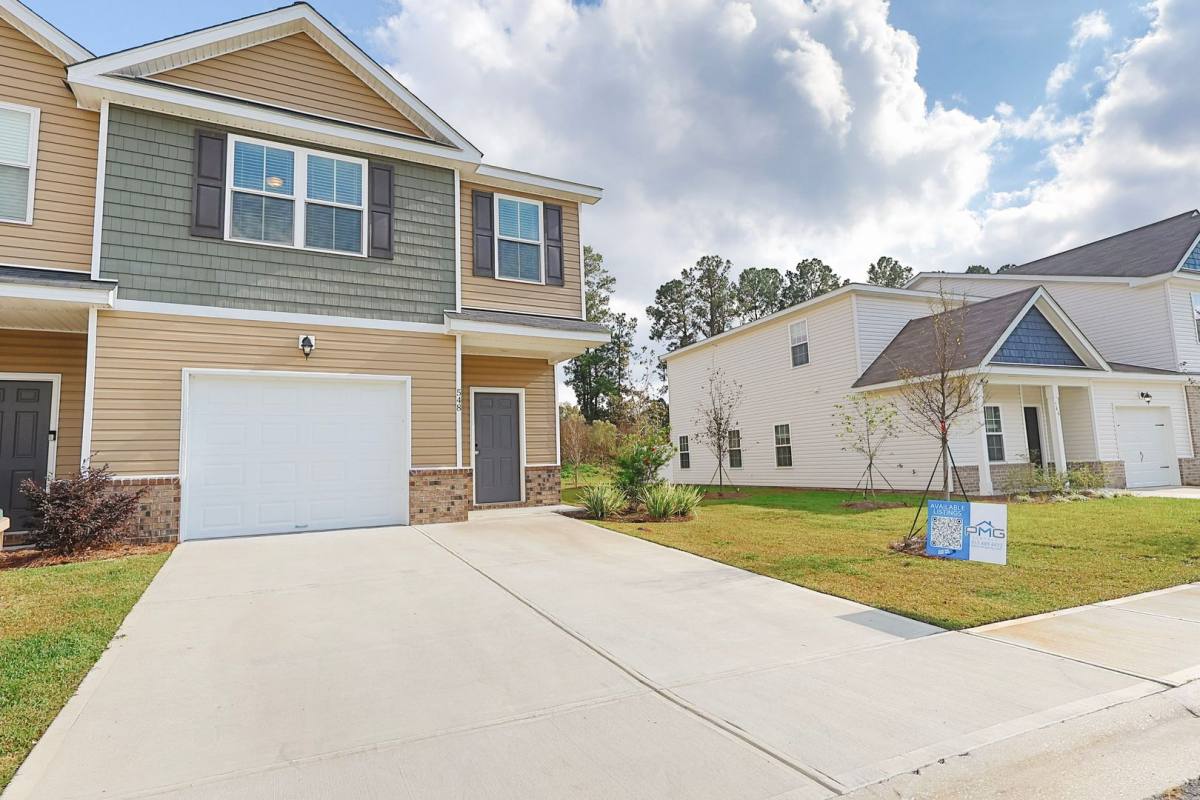 Townhouse for rent at 545 Governor Treutlen Circle, Pooler, GA 31322