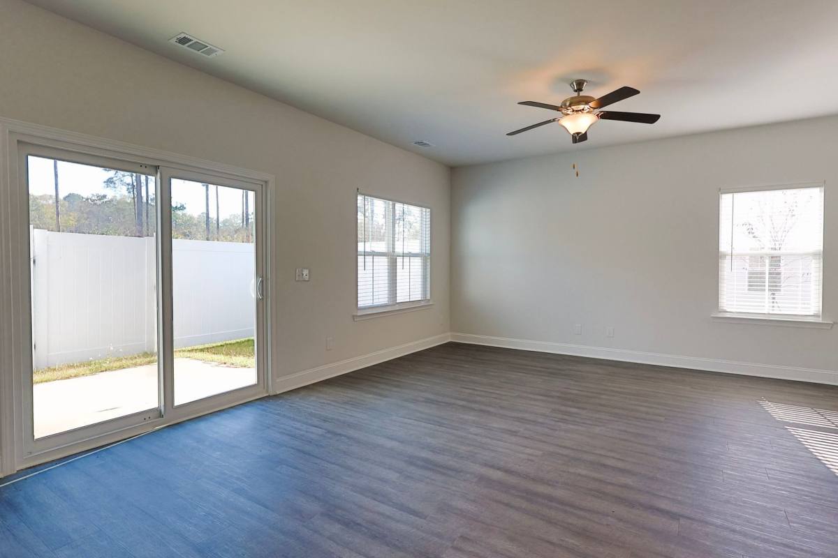 Townhouse for rent at 545 Governor Treutlen Circle, Pooler, GA 31322