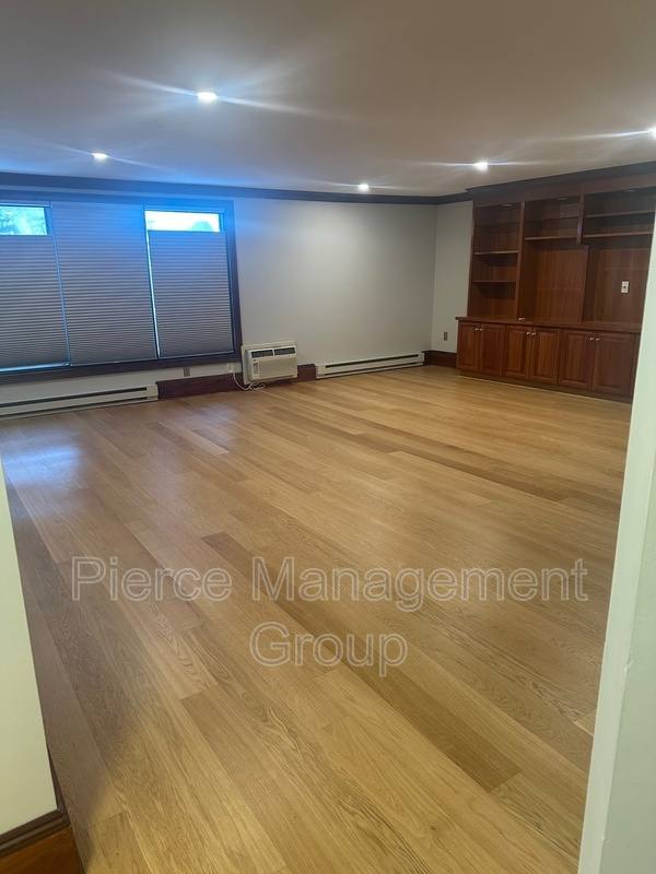 55 River Rd #2A, Manchester, NH 03104 - Apartment for Rent - Image 3