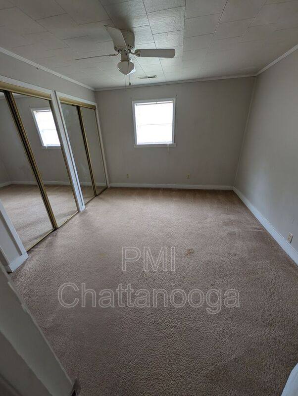 House for rent at 1542 Burning Bush Rd, Ringgold, GA 30736