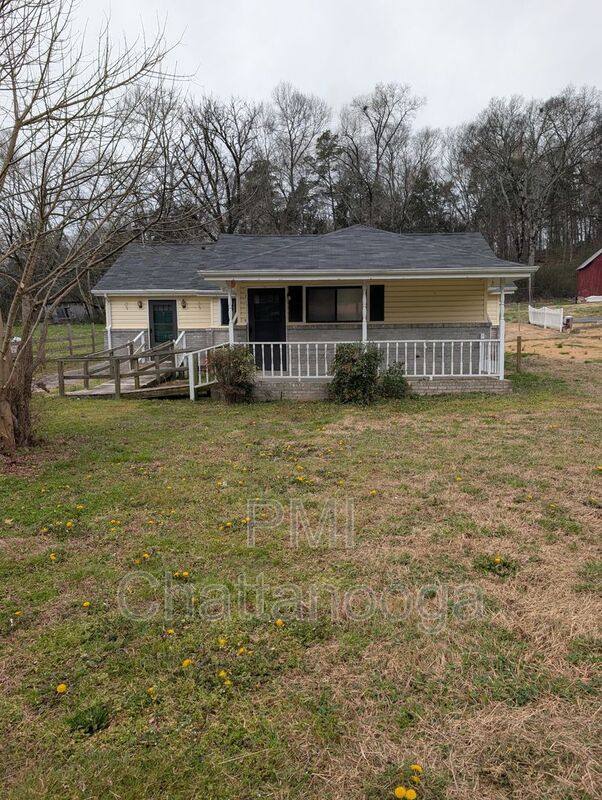 House for rent at 1542 Burning Bush Rd, Ringgold, GA 30736