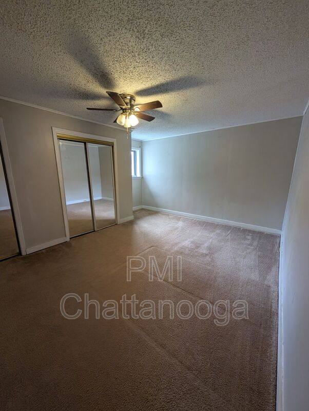 House for rent at 1542 Burning Bush Rd, Ringgold, GA 30736