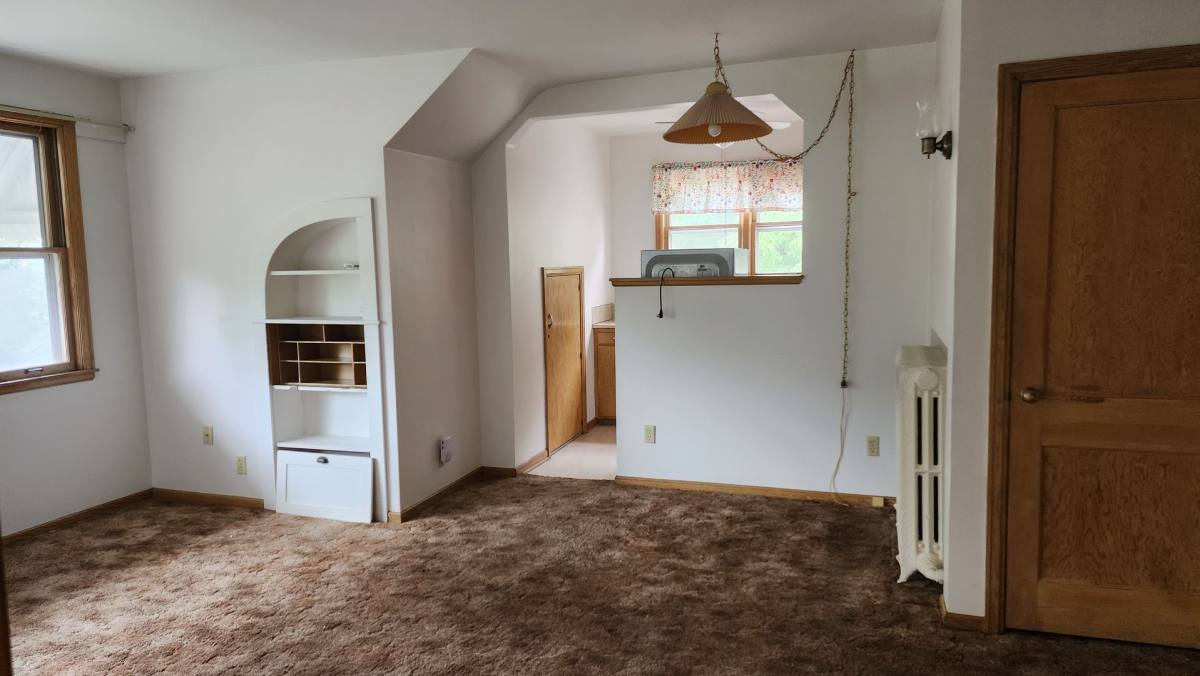 Apartment for rent at 215 S 5th St, Montevideo, MN 56265