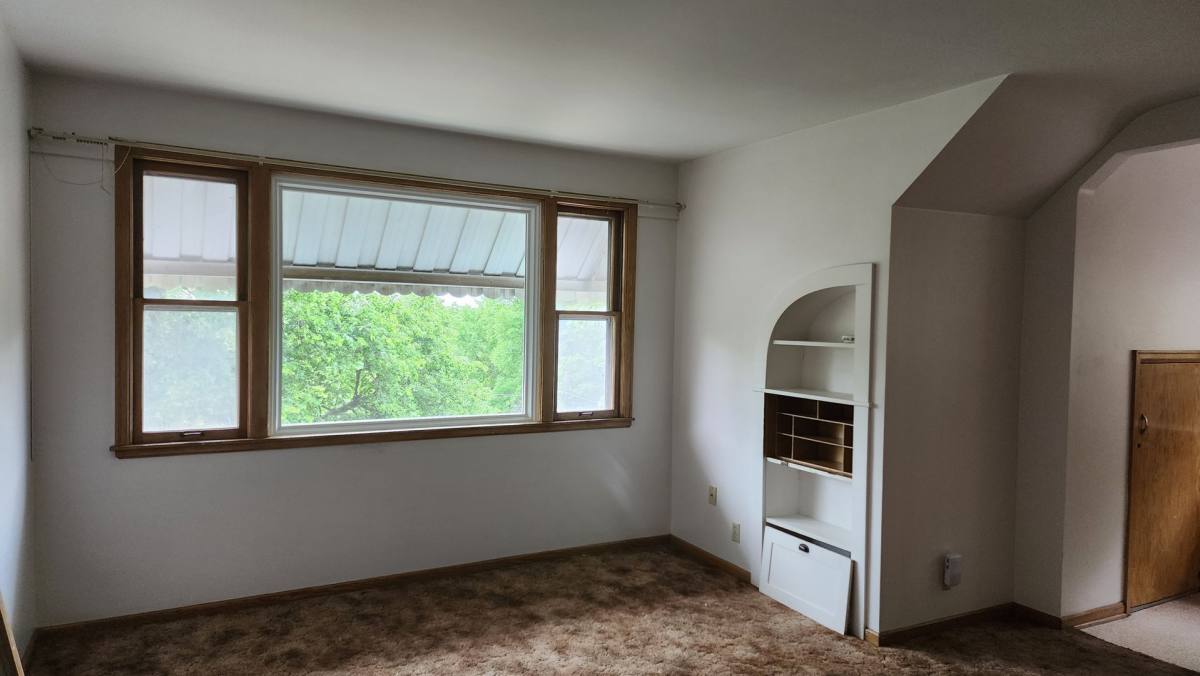 Apartment for rent at 215 S 5th St, Montevideo, MN 56265
