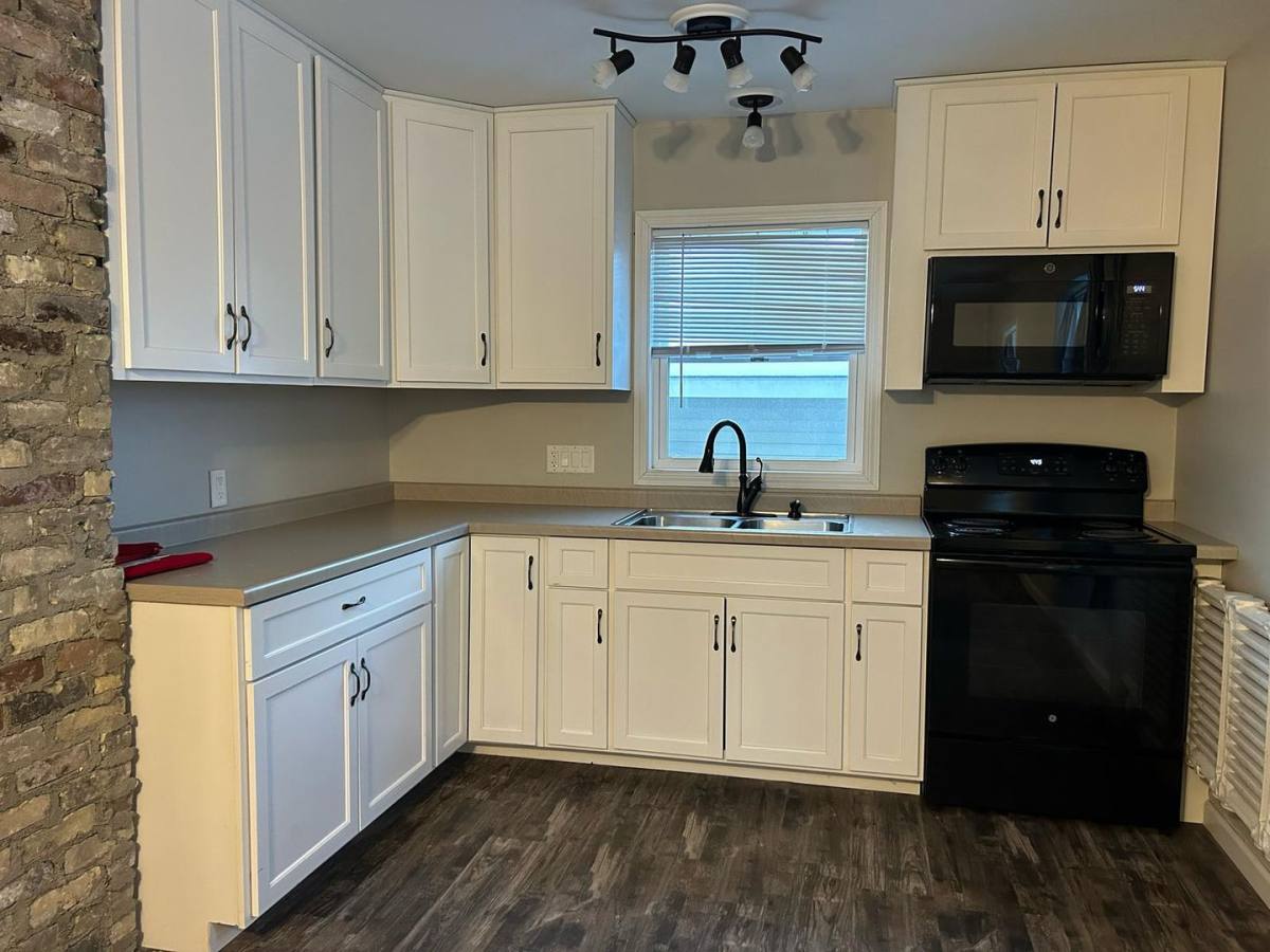 Apartment for rent at 215 S 5th St, Montevideo, MN 56265