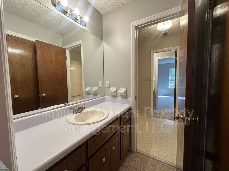 House for rent at 2448 Riverlook Dr, Augusta, GA 30904
