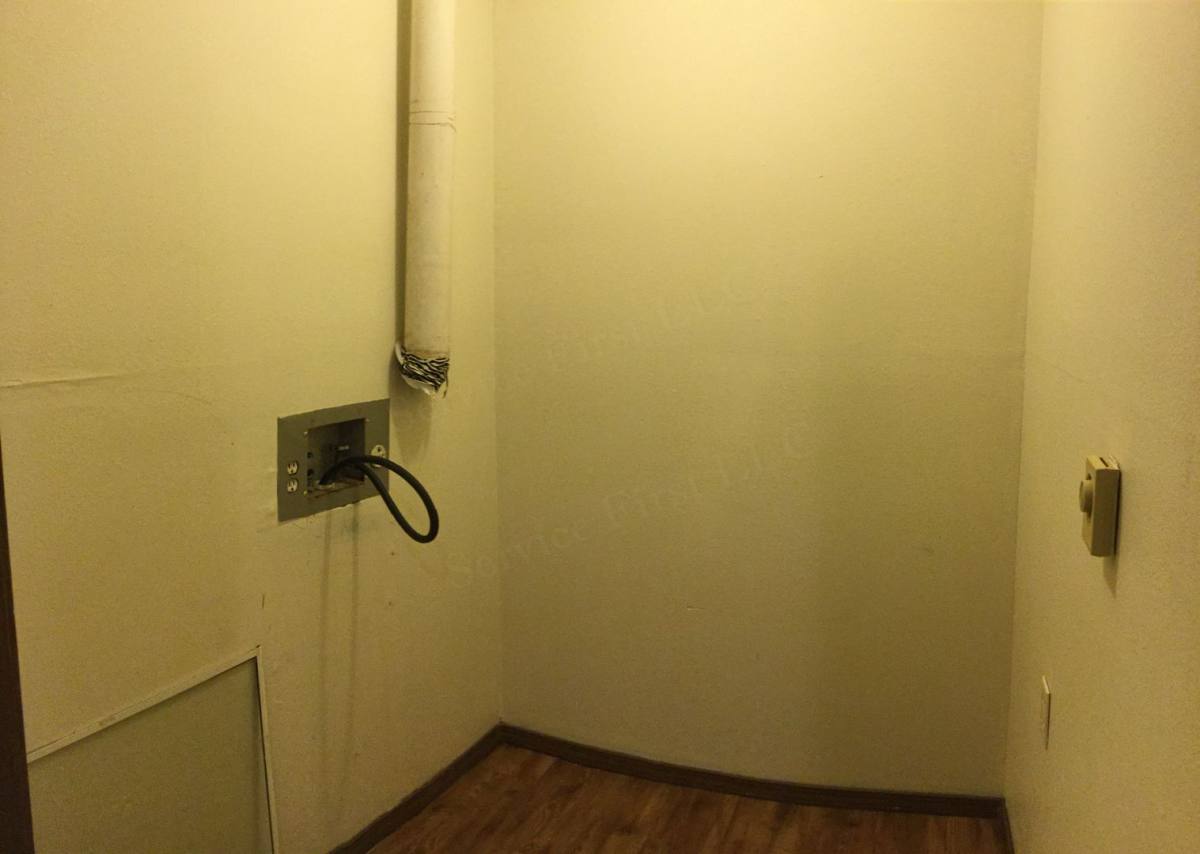 Apartment for rent at 601-701 E 19th St, Lamar, MO 64759