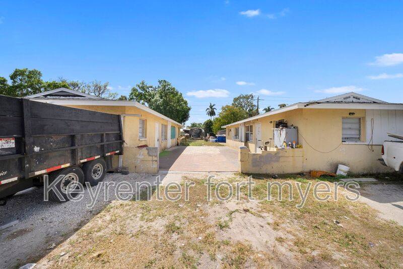 Apartment for rent at 464A Carolina Ave, Fort Myers, FL 33905