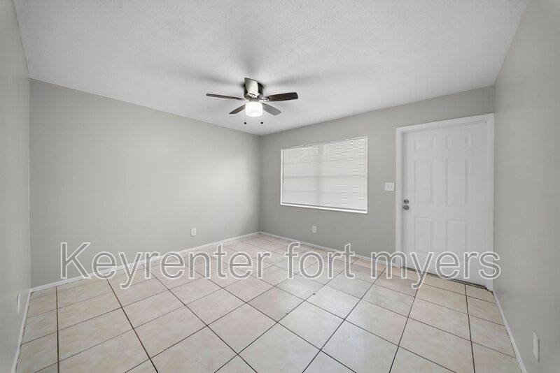 Apartment for rent at 464A Carolina Ave, Fort Myers, FL 33905