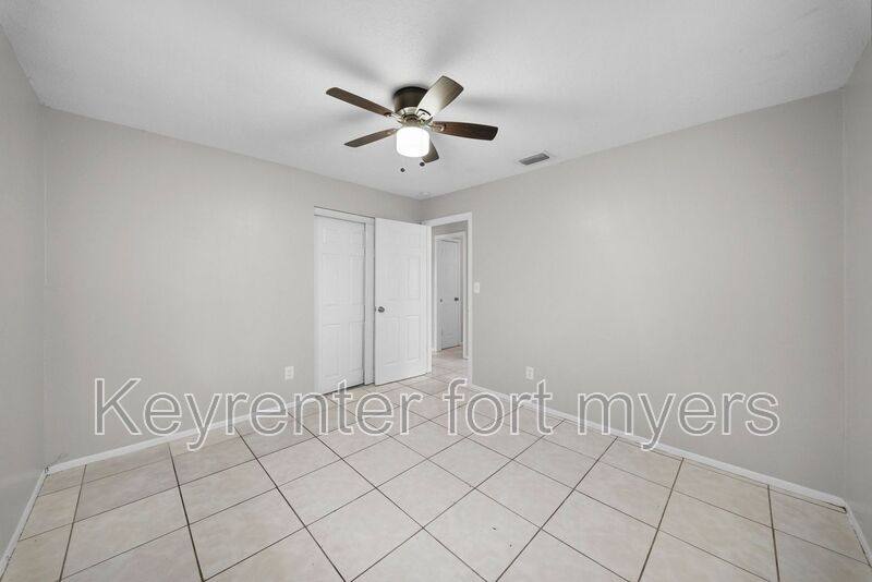 Apartment for rent at 464A Carolina Ave, Fort Myers, FL 33905