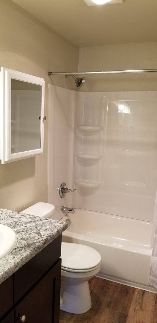 Apartment for rent at 50 S 9th St, Central Point, OR 97502