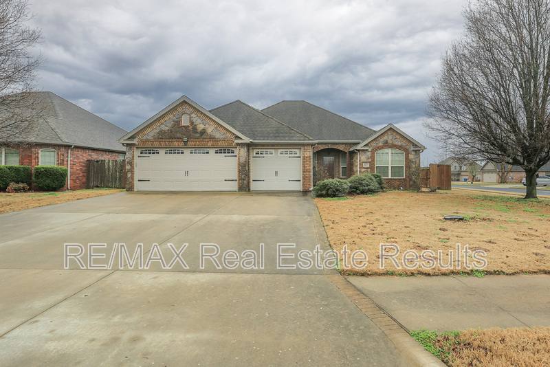 House for rent at 3607 SW Birchton Ave, Bentonville, AR 72713