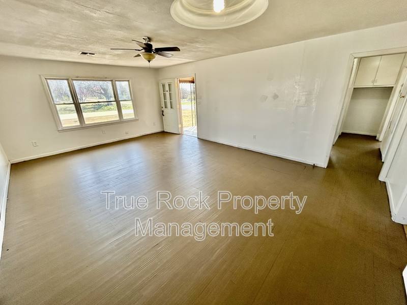 House for rent at 300 E Main St, Asher, OK 74826