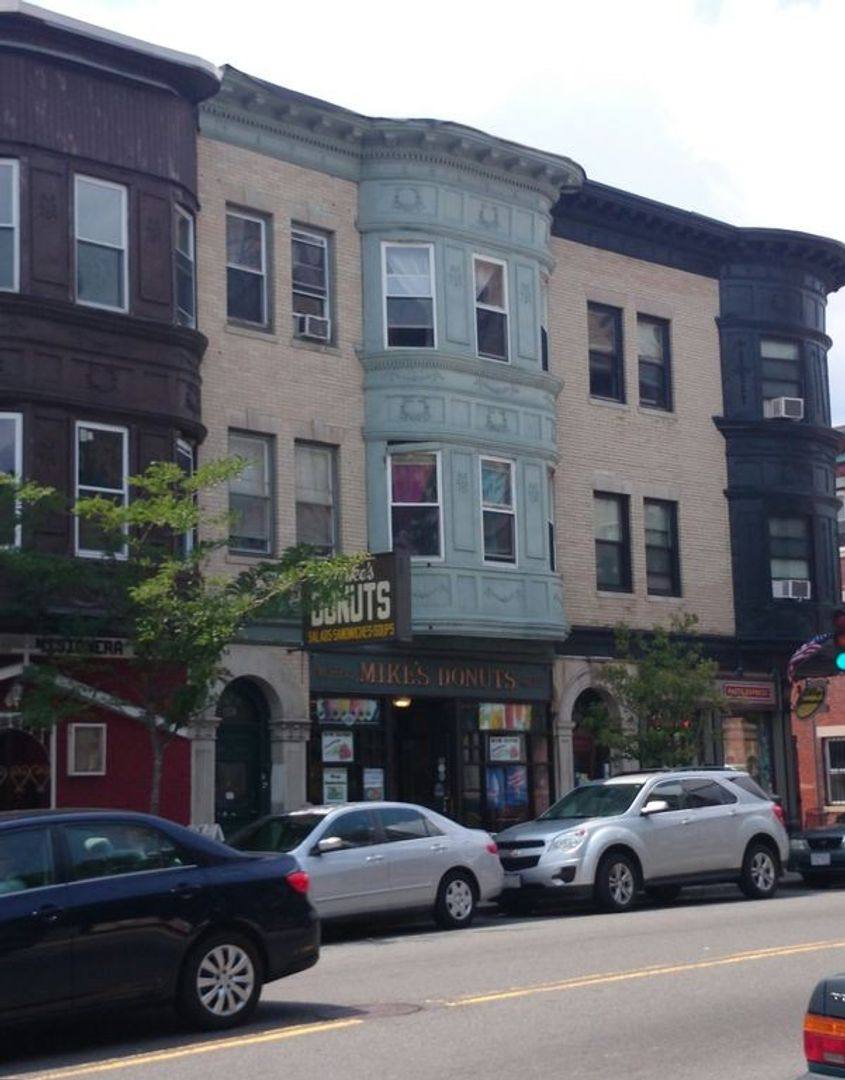 Apartment for rent at 1524 Tremont St, Roxbury Crossing, MA 02120