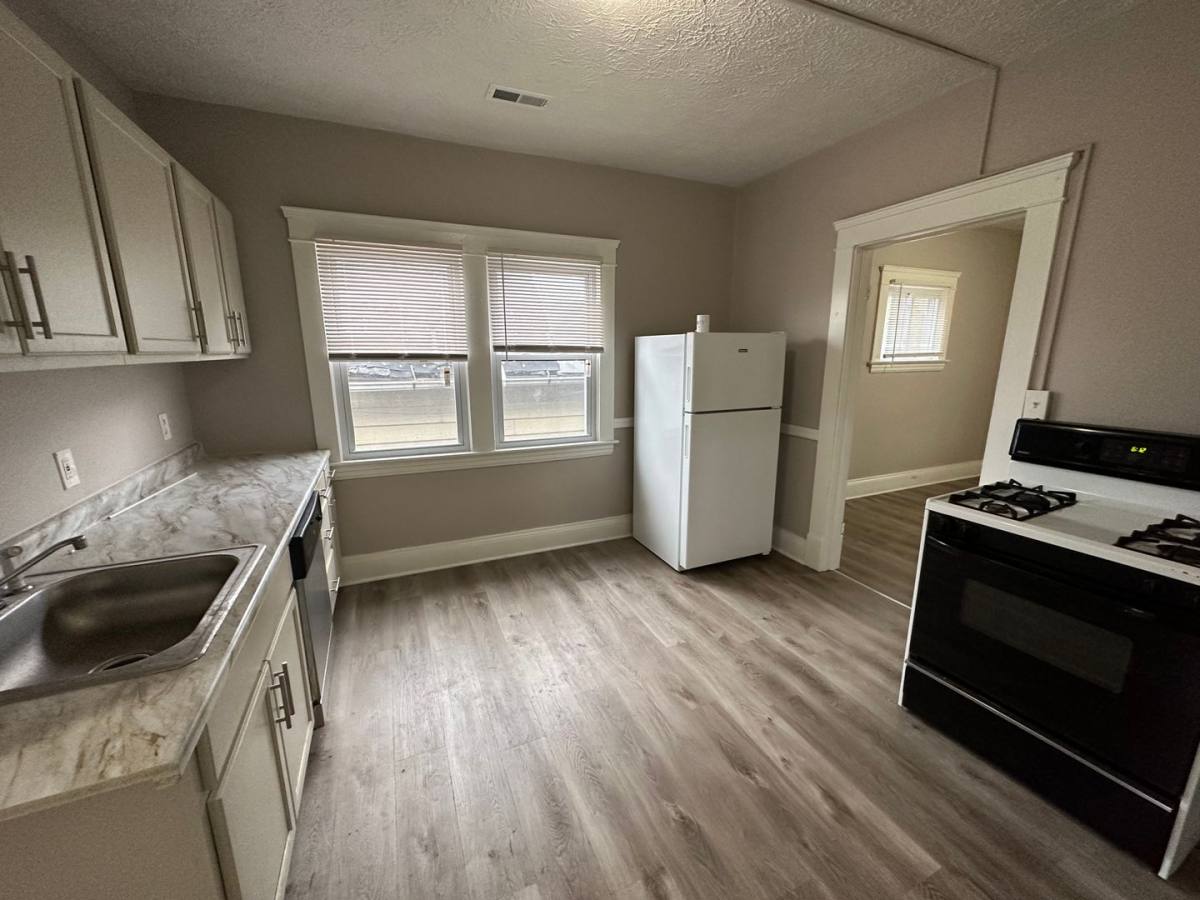 Apartment for rent at 3026 Monroe Ave, Cleveland, OH 44113