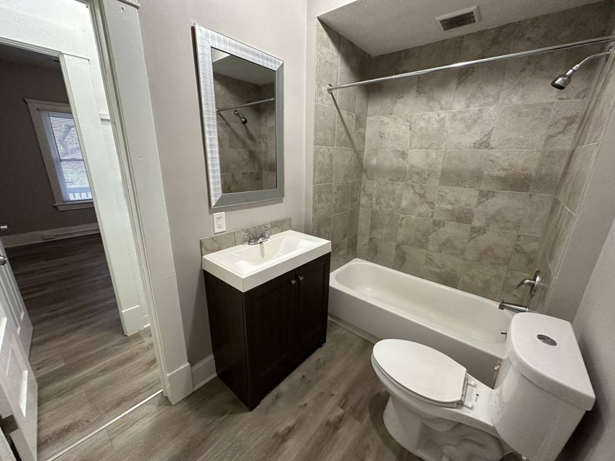 Apartment for rent at 3026 Monroe Ave, Cleveland, OH 44113