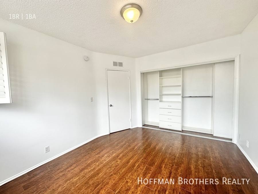 Apartment for rent at 7171 Lexington Ave #9, Los Angeles, CA 90046