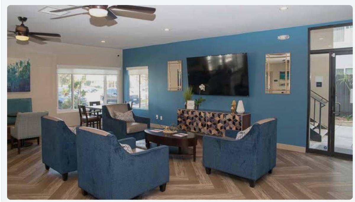 Apartment for rent at 225 Southwestern Ave, Anaheim, CA 92804