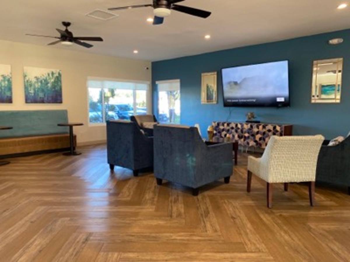 Apartment for rent at 225 Southwestern Ave, Anaheim, CA 92804