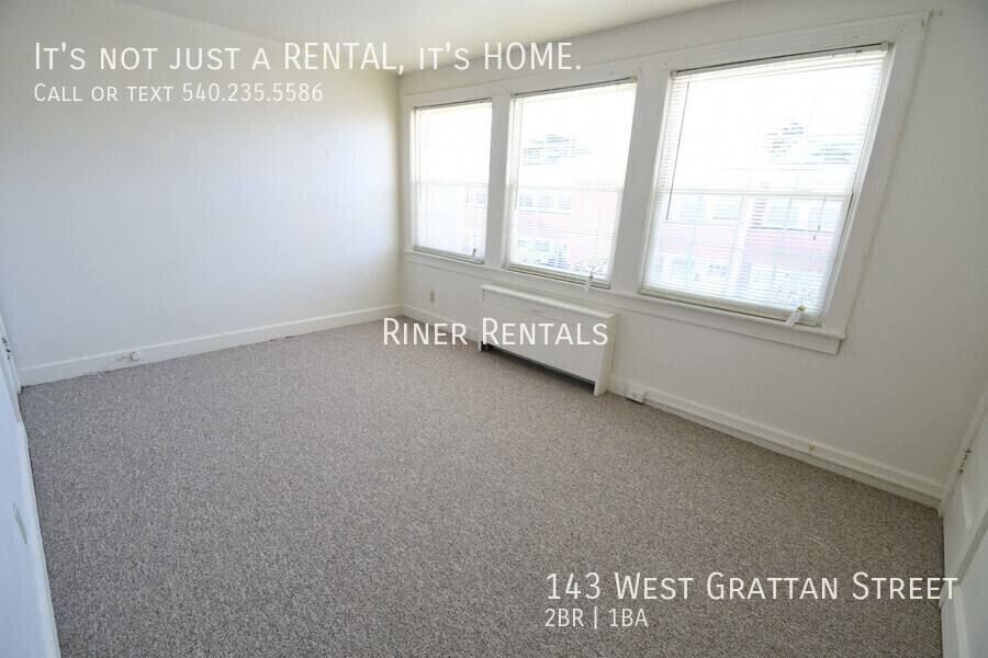 Townhouse for rent at 143 W Grattan St, Harrisonburg, VA 22801
