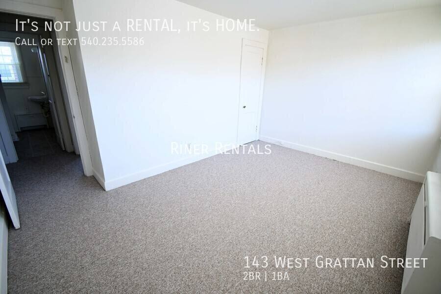 Townhouse for rent at 143 W Grattan St, Harrisonburg, VA 22801