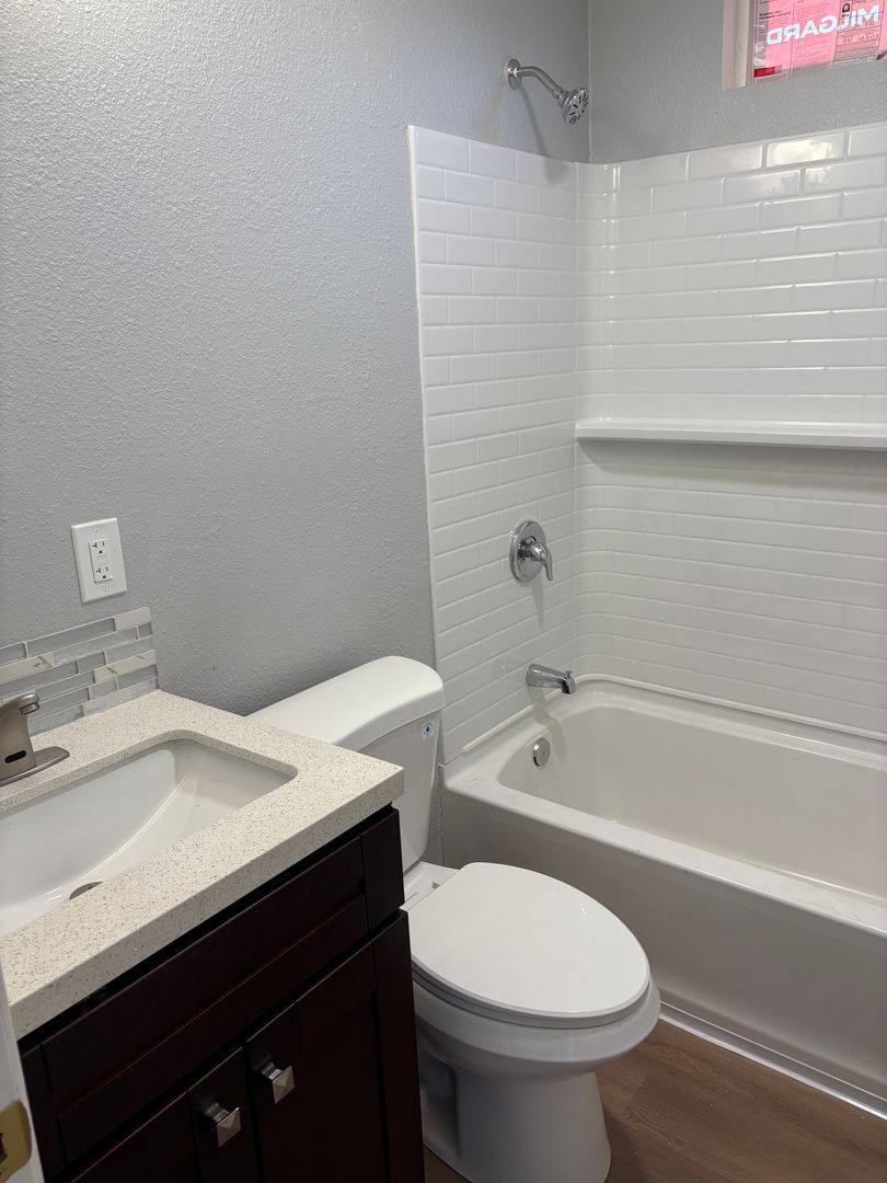 Apartment for rent at 1337 N Broadway, Escondido, CA 92026