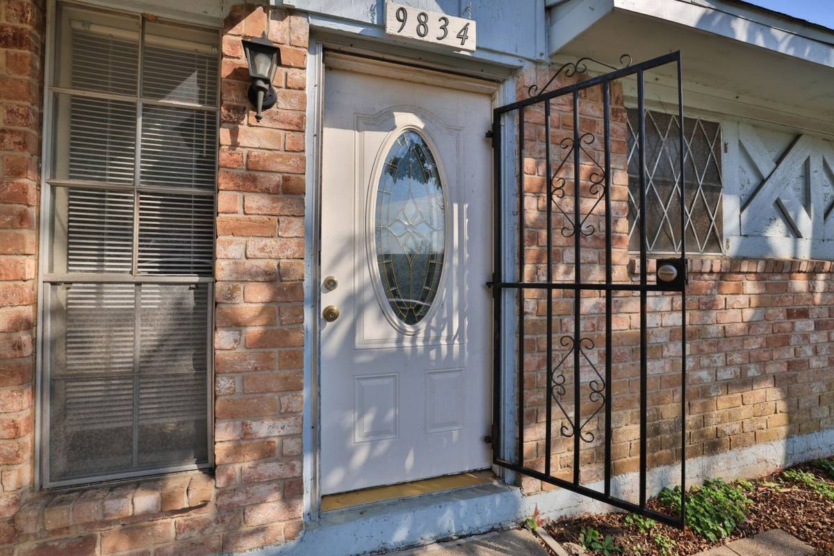 House for rent at 9834 Denning Dr, Houston, TX 77078