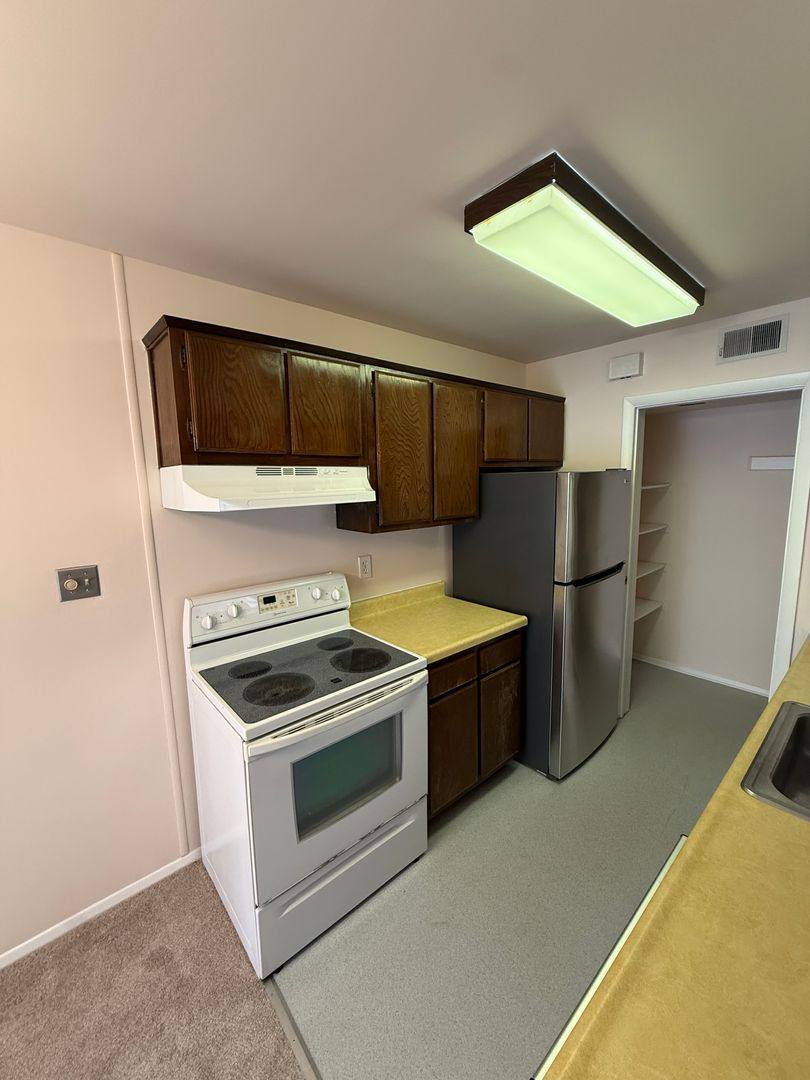 Townhouse for rent at 32 Mission Wood Way, Reisterstown, MD 21136