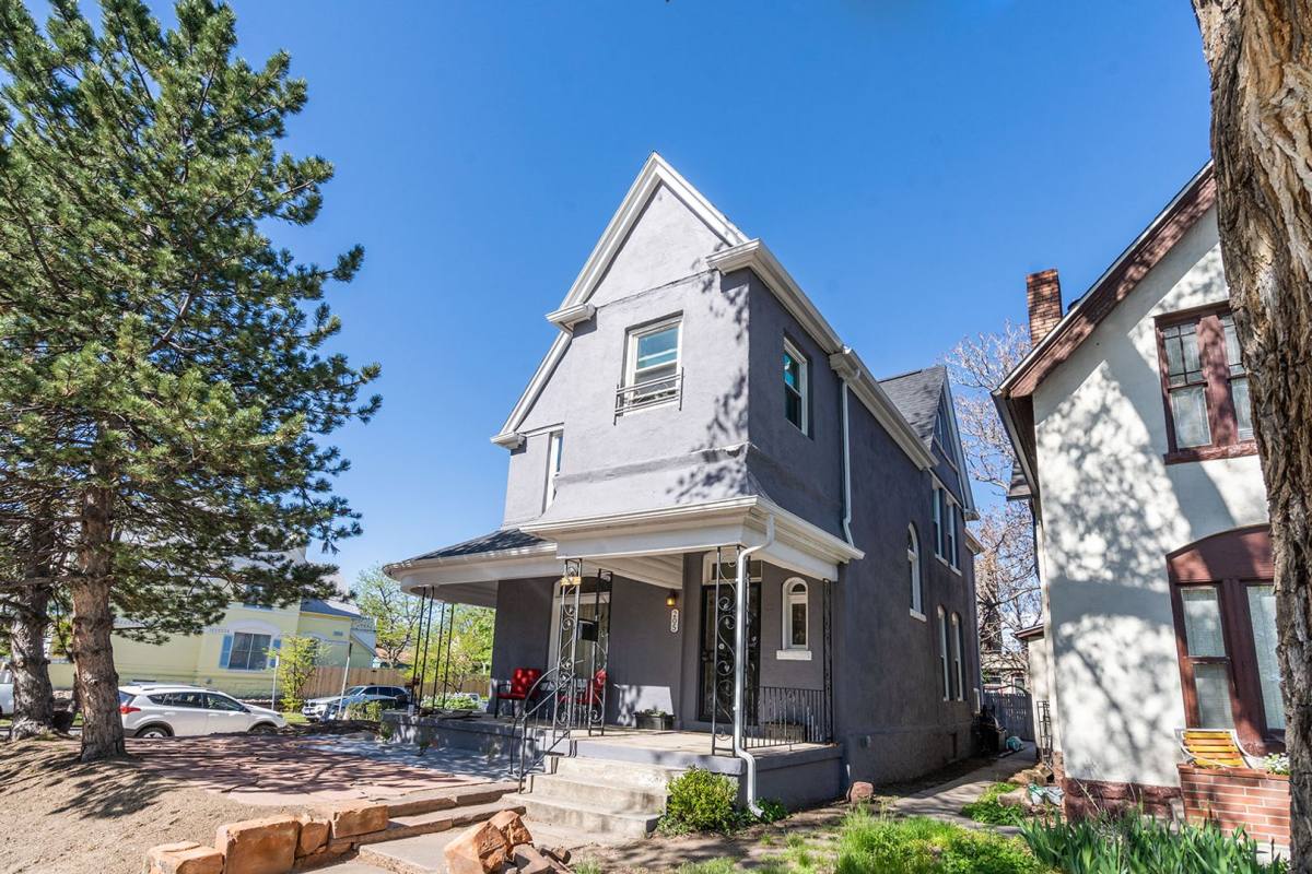 Apartment for rent at 205 N Logan St, Denver, CO 80203