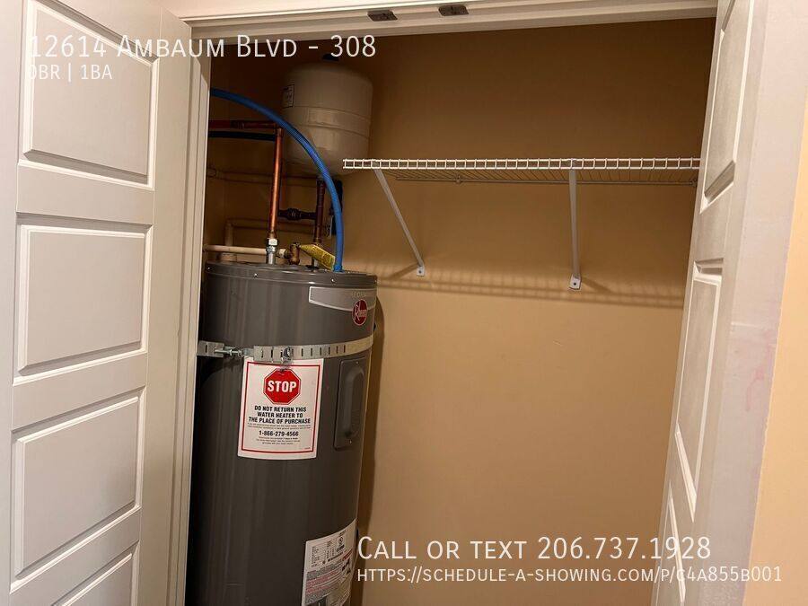 Apartment for rent at 12614 Ambaum Blvd #308, Seattle, WA 98146