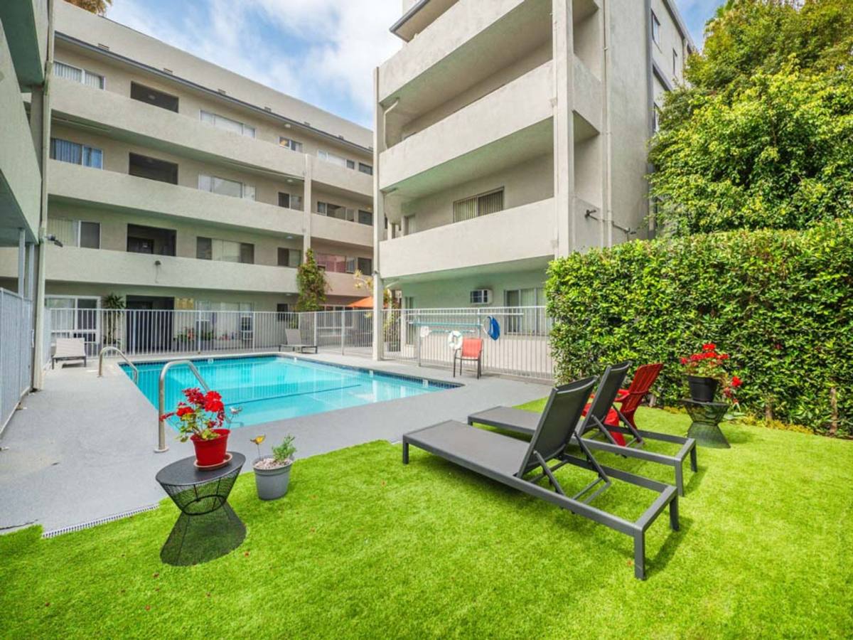 Apartment for rent at 1815 N Harvard Blvd, Los Angeles, CA 90027