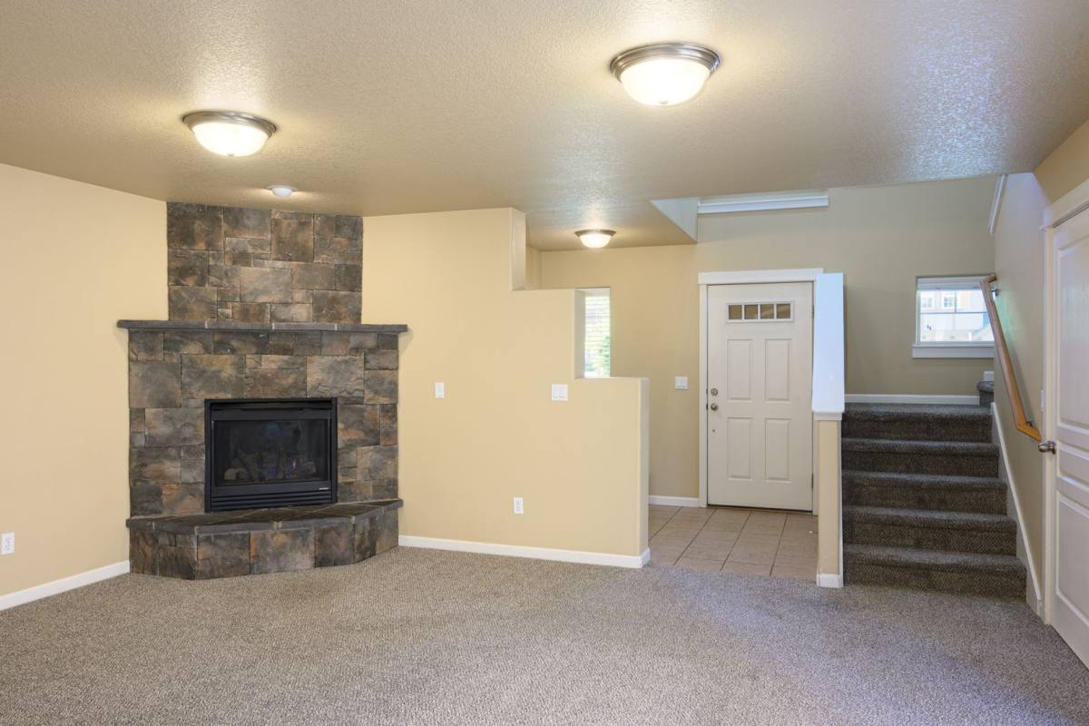 House for rent at 20468 Brentwood Ave, Bend, OR 97702